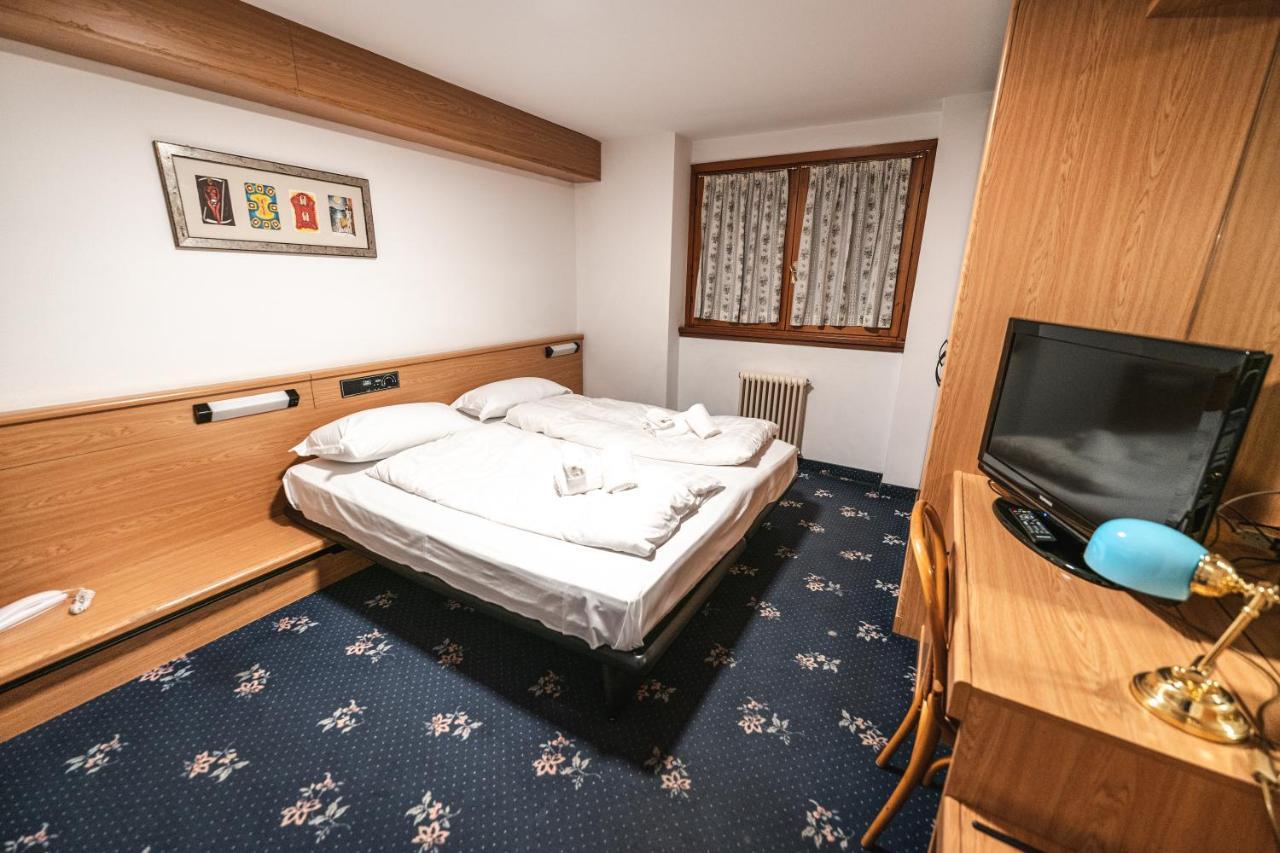 Smart Hotel Renzi Folgarida Exterior foto